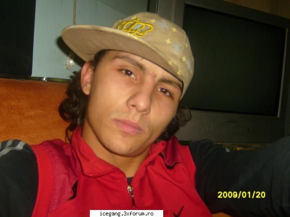 de unde iau si eu acest jok?
k ma chinui de 2 ora sa il gasesc?
 :x  :rotfl:  :nebun: teramu sa